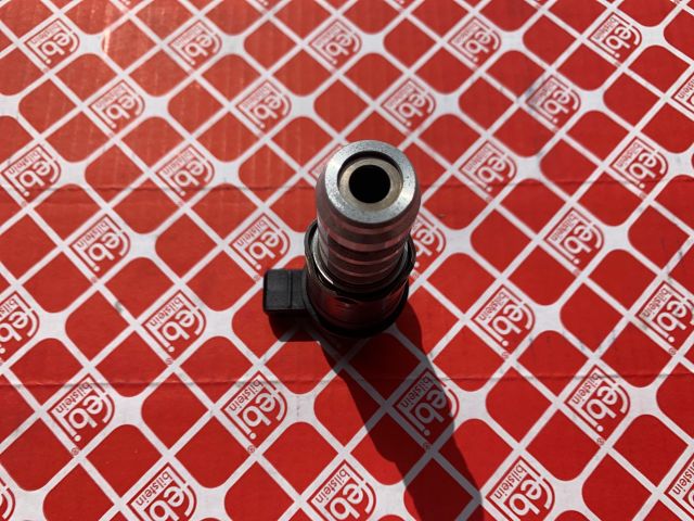 bontott BMW 3 E46 Olajnyomás Szelep Okoskerékhez