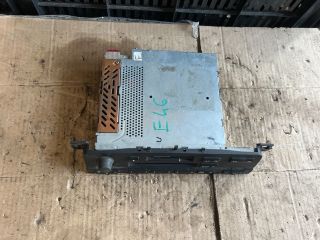 bontott BMW 3 E46 Rádió / CD