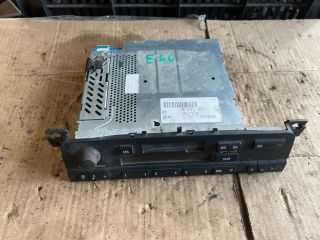 bontott BMW 3 E46 Rádió / CD