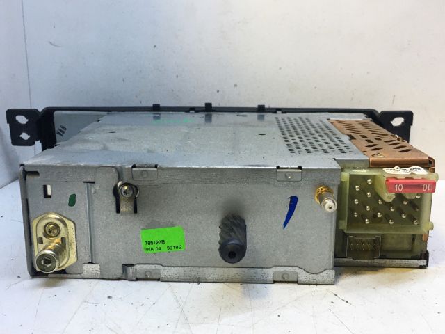 bontott BMW 3 E46 Rádió / CD