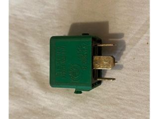 bontott BMW 3 E46 Relé