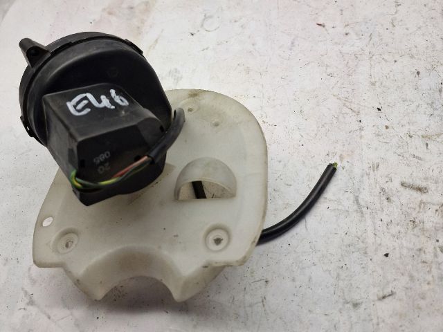 bontott BMW 3 E46 Relé