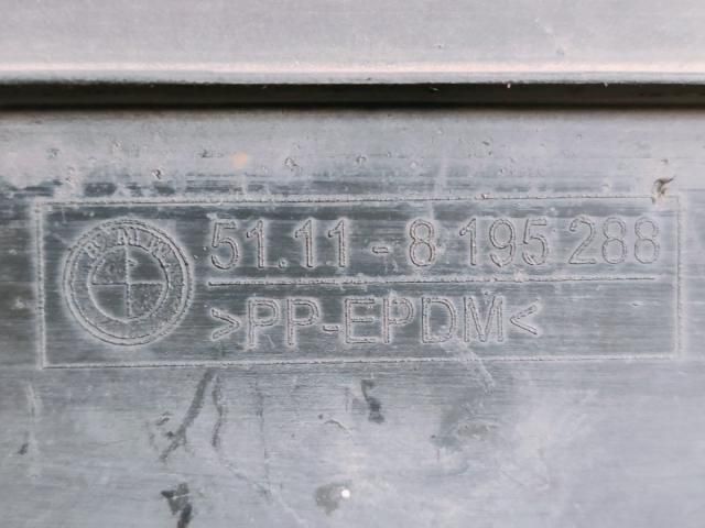 bontott BMW 3 E46 Rendszámtábla Tartó