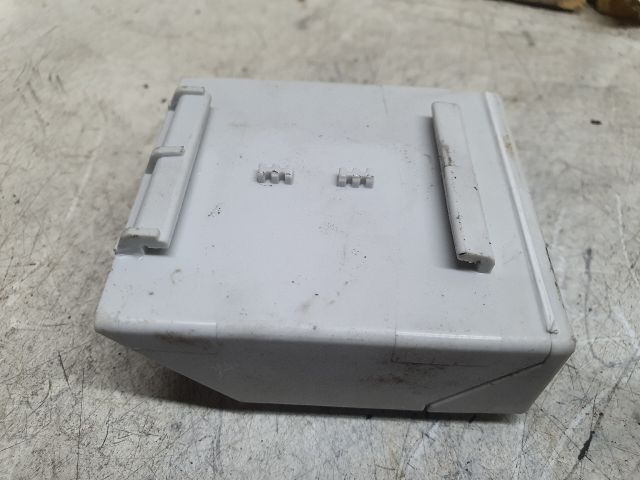 bontott BMW 3 E46 Riasztó Központ