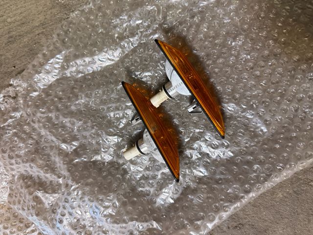 bontott BMW 3 E46 Sárvédő Irányjelző (Pozíciófüggetlen)