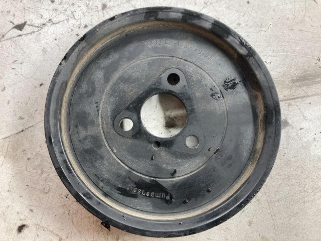 bontott BMW 3 E46 Szervó Szíjtárcsa