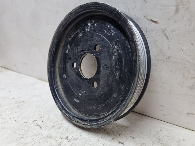 bontott BMW 3 E46 Szervó Szivattyú Szíjtárcsa