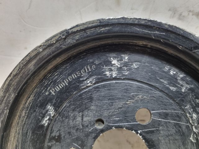 bontott BMW 3 E46 Szervó Szivattyú Szíjtárcsa