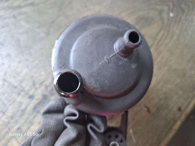 bontott BMW 3 E46 Szervóolaj Tartály