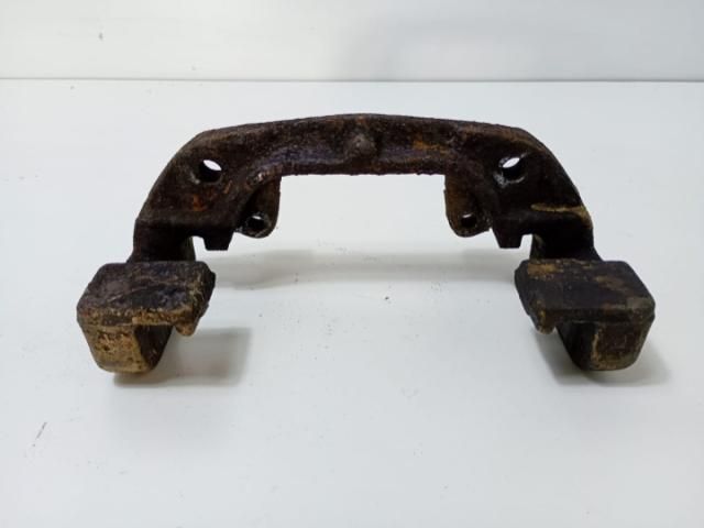 bontott BMW 3 E46 Tartó Bak