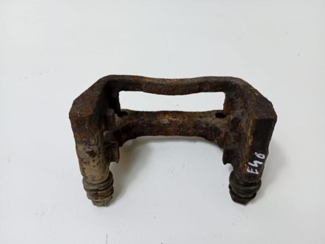 bontott BMW 3 E46 Tartó Bak