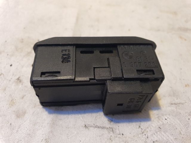 bontott BMW 3 E46 Tetőablak Kapcsoló