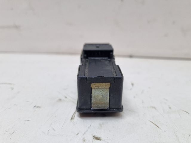 bontott BMW 3 E46 Tetőablak Kapcsoló