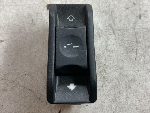 bontott BMW 3 E46 Tetőablak Kapcsoló