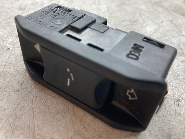 bontott BMW 3 E46 Tetőablak Kapcsoló