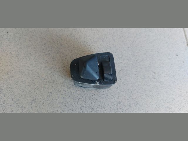 bontott BMW 3 E46 Tükör Állító Elektronika