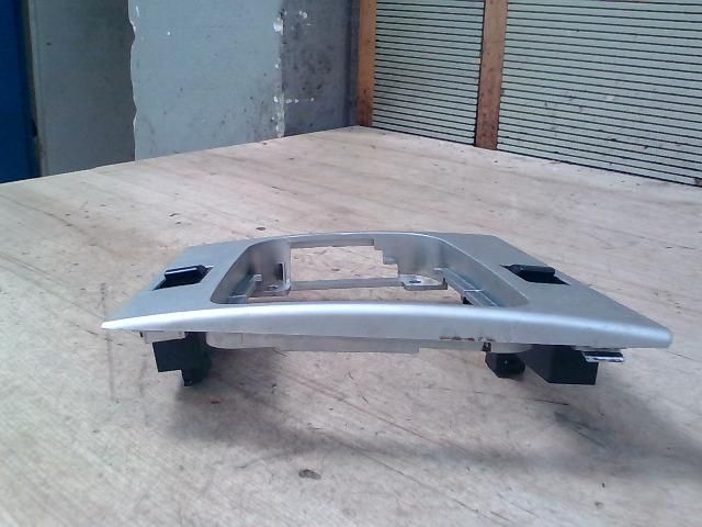 bontott BMW 3 E46 Váltókar Keret