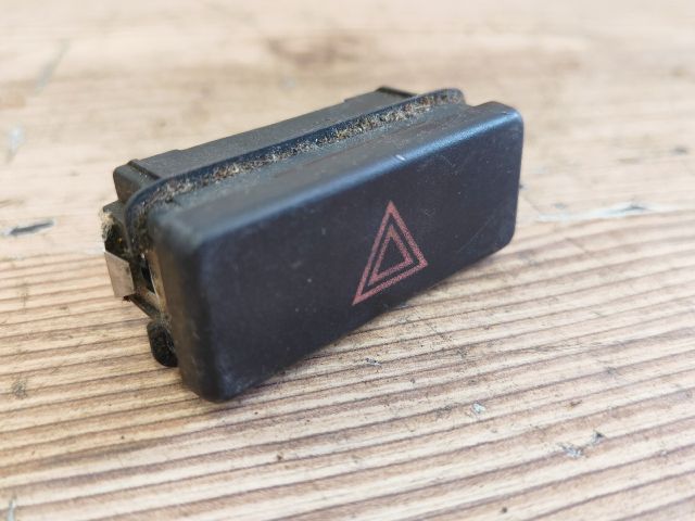 bontott BMW 3 E46 Vészvillogó Kapcsoló