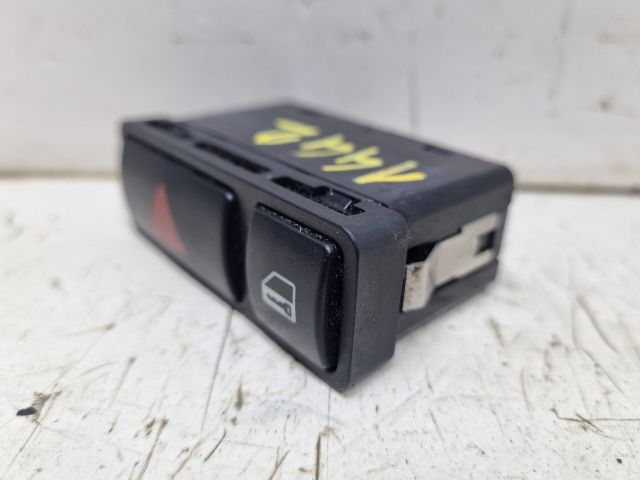 bontott BMW 3 E46 Vészvillogó Kapcsoló