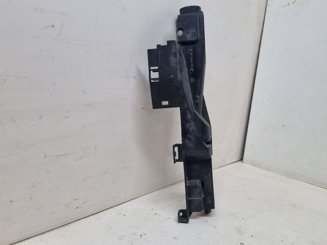 bontott BMW 3 E46 Vízhűtő Radiátor Tartó