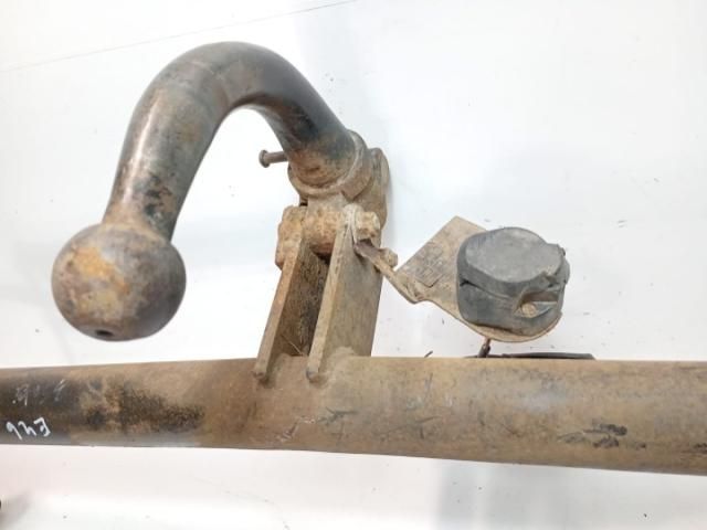 bontott BMW 3 E46 Vonóhorog