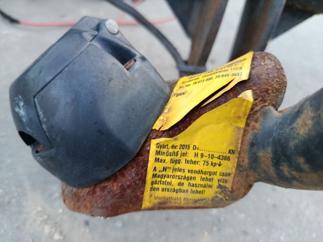 bontott BMW 3 E46 Vonóhorog