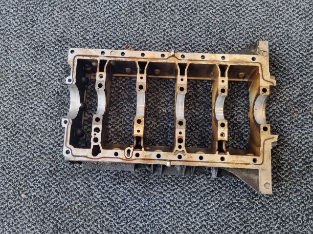 bontott BMW 3 E90 Főtengely (Magában)