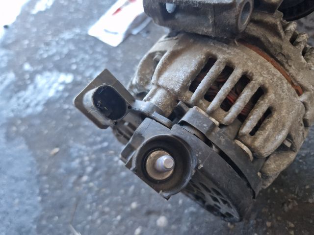 bontott BMW 3 E90 Generátor