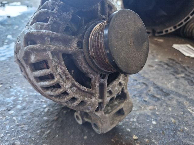 bontott BMW 3 E90 Generátor