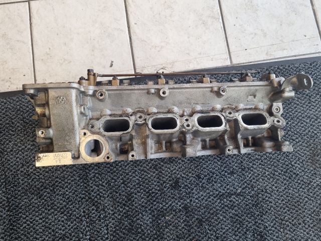 bontott BMW 3 E90 Hengerfej