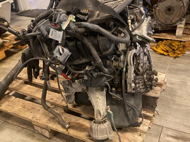 bontott BMW 3 E90 Komplett Motor (Segédberendezésekkel)