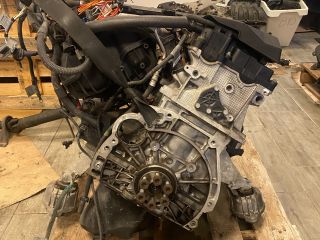 bontott BMW 3 E90 Komplett Motor (Segédberendezésekkel)