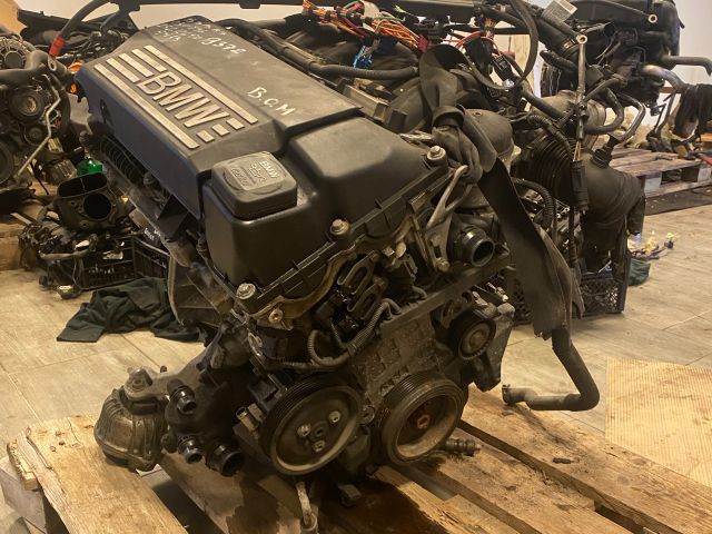 bontott BMW 3 E90 Komplett Motor (Segédberendezésekkel)