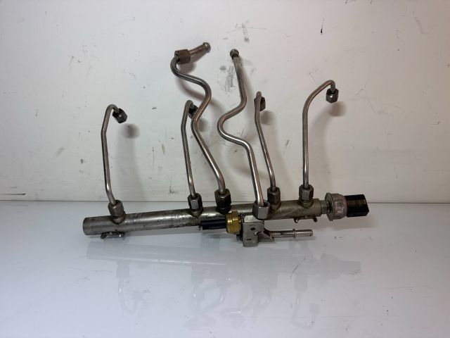 bontott BMW 3 E90 Közösnyomócső