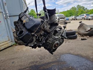 bontott BMW 3 E90 Motor (Fűzött blokk hengerfejjel)