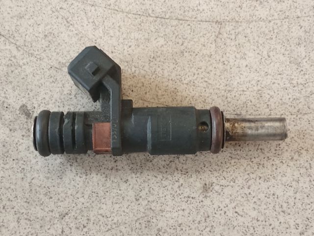 bontott BMW 3 E90 Porlasztó (1 db)