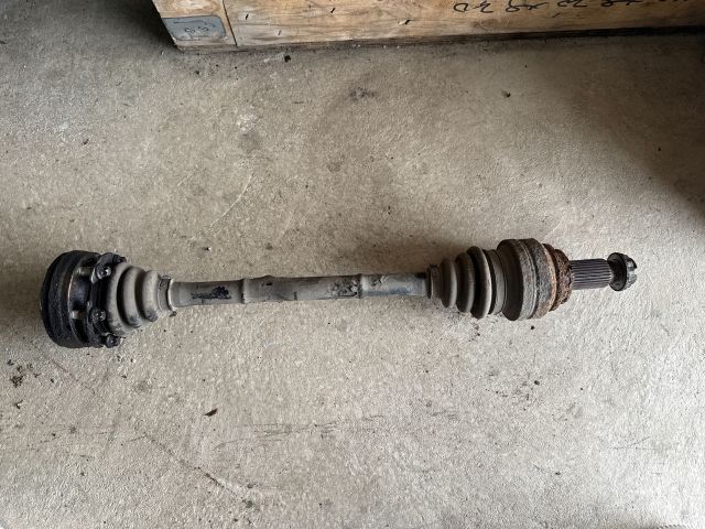 bontott BMW 3 E90 Bal hátsó Féltengely