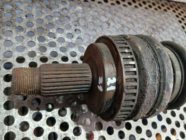 bontott BMW 3 E90 Bal hátsó Féltengely