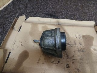 bontott BMW 3 E90 Első Motorfelfüggesztés