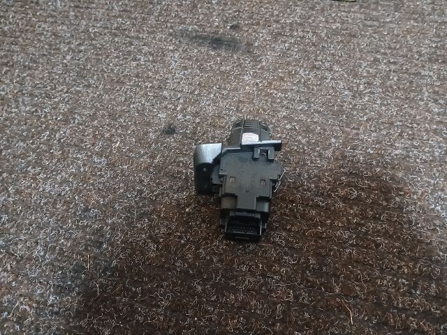 bontott BMW 3 E90 Gyújtáskapcsoló Házzal