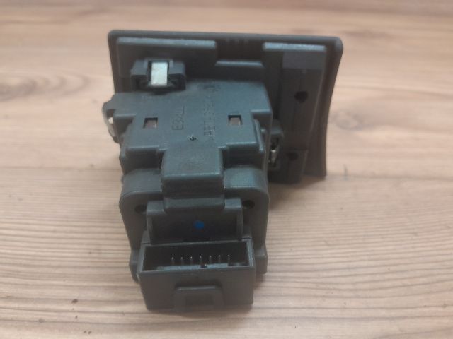 bontott BMW 3 E90 Gyújtáskapcsoló