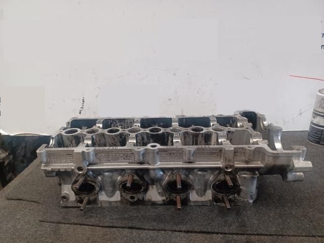 bontott BMW 3 E90 Hengerfej