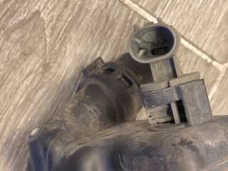 bontott BMW 3 E90 Kiegyenlítő Tartály