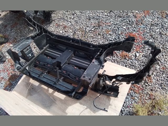 bontott BMW 3 E90 Komplett Homlokfal (Részeivel)