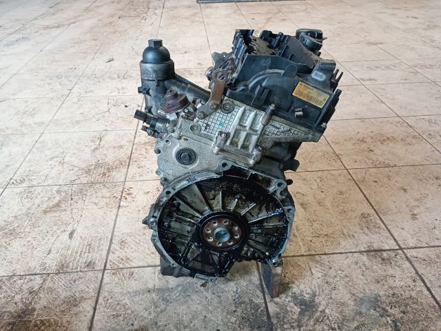 bontott BMW 3 E90 Motor (Fűzött blokk hengerfejjel)