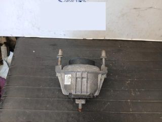 bontott BMW 3 E90 Motor Tartó Bak Jobb