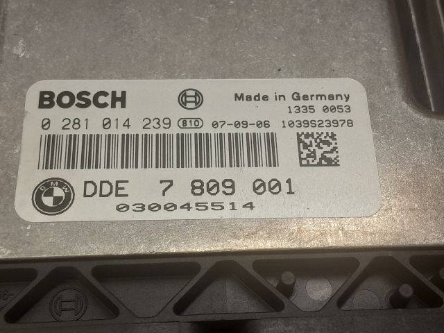 bontott BMW 3 E90 Motorvezérlő