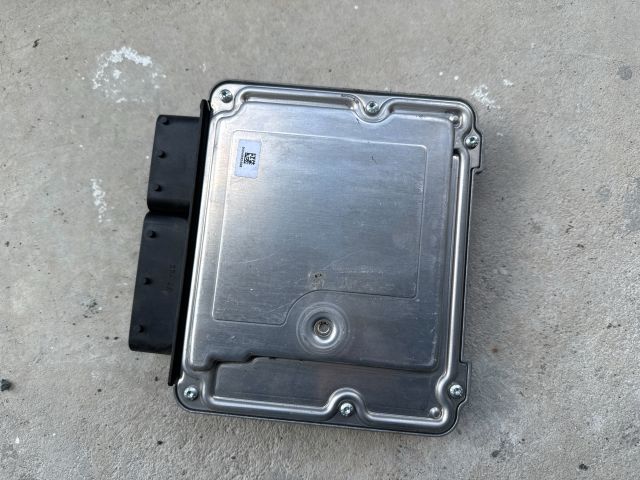 bontott BMW 3 E90 Motorvezérlő