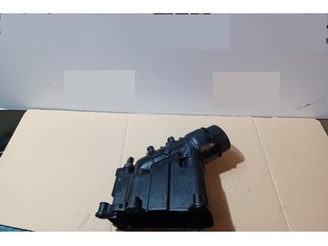 bontott BMW 3 E90 Olajhűtő