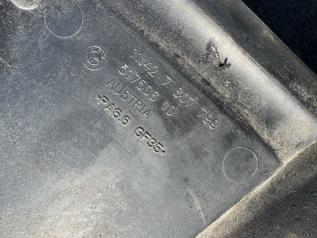 bontott BMW 3 E90 Olajszűrő Ház